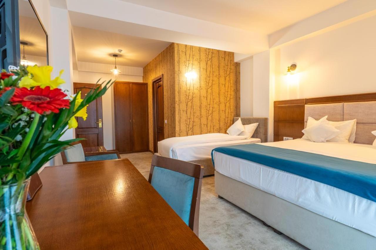 Hotel Buchenland Gura Humorului Εξωτερικό φωτογραφία